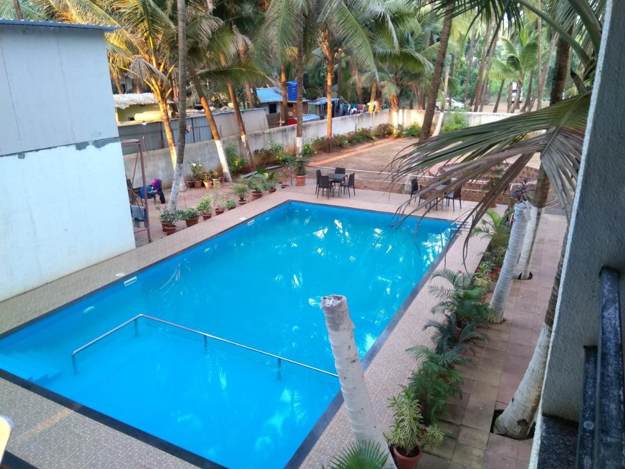 Hotel Murud Marina Exterior photo