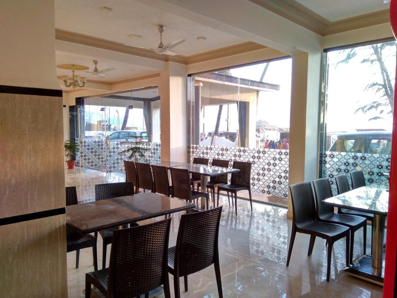 Hotel Murud Marina Exterior photo